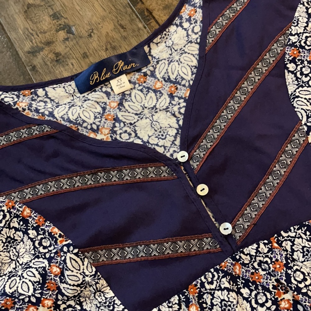 Blue Rair Blouse - Picture 6 of 8